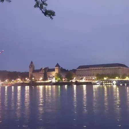 Rheingold Inklusive Einer Flasche Sekt